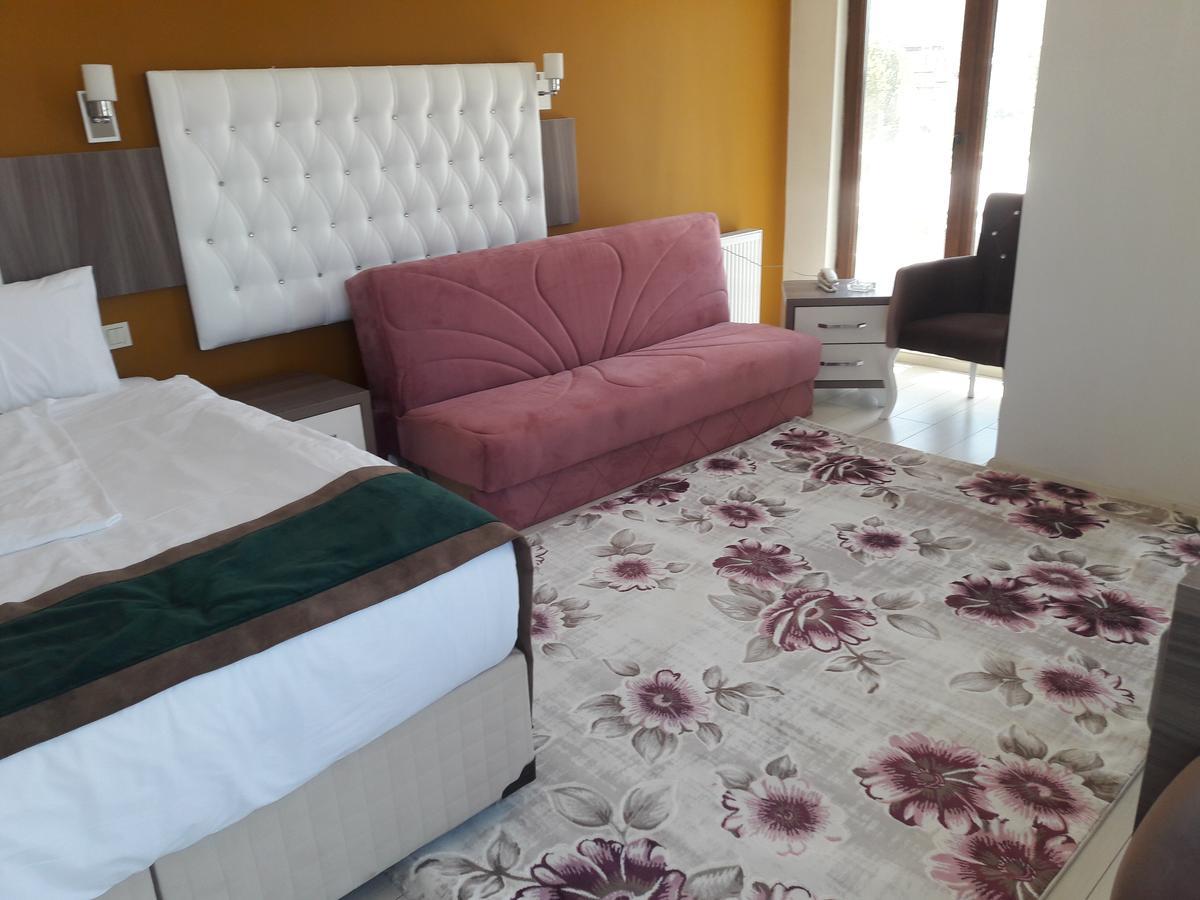 Gokdem Royal Hotel Ван Екстериор снимка