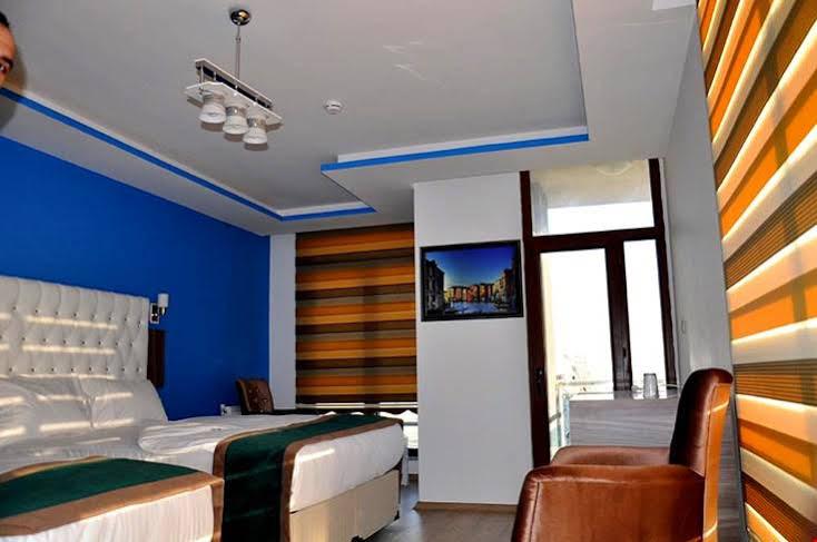 Gokdem Royal Hotel Ван Екстериор снимка